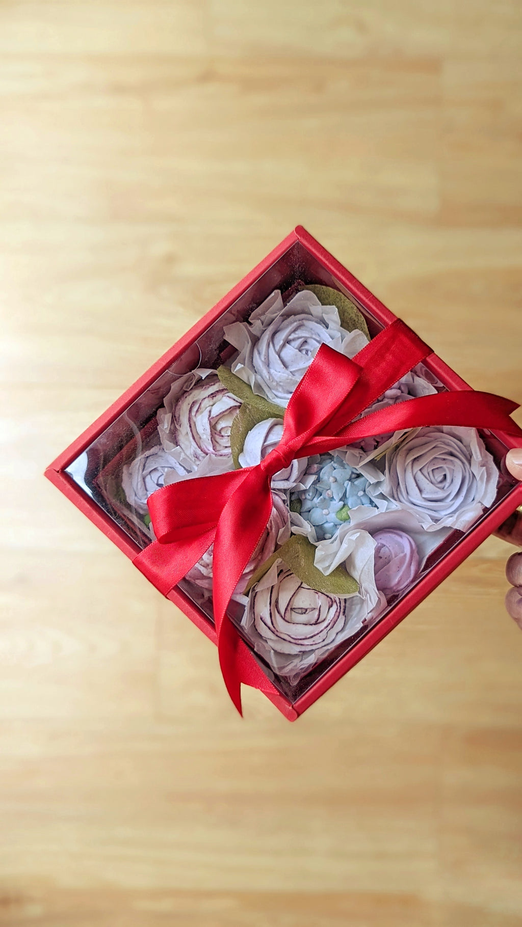 Valentine's Collection - Deluxe Rose Marshmallow Box