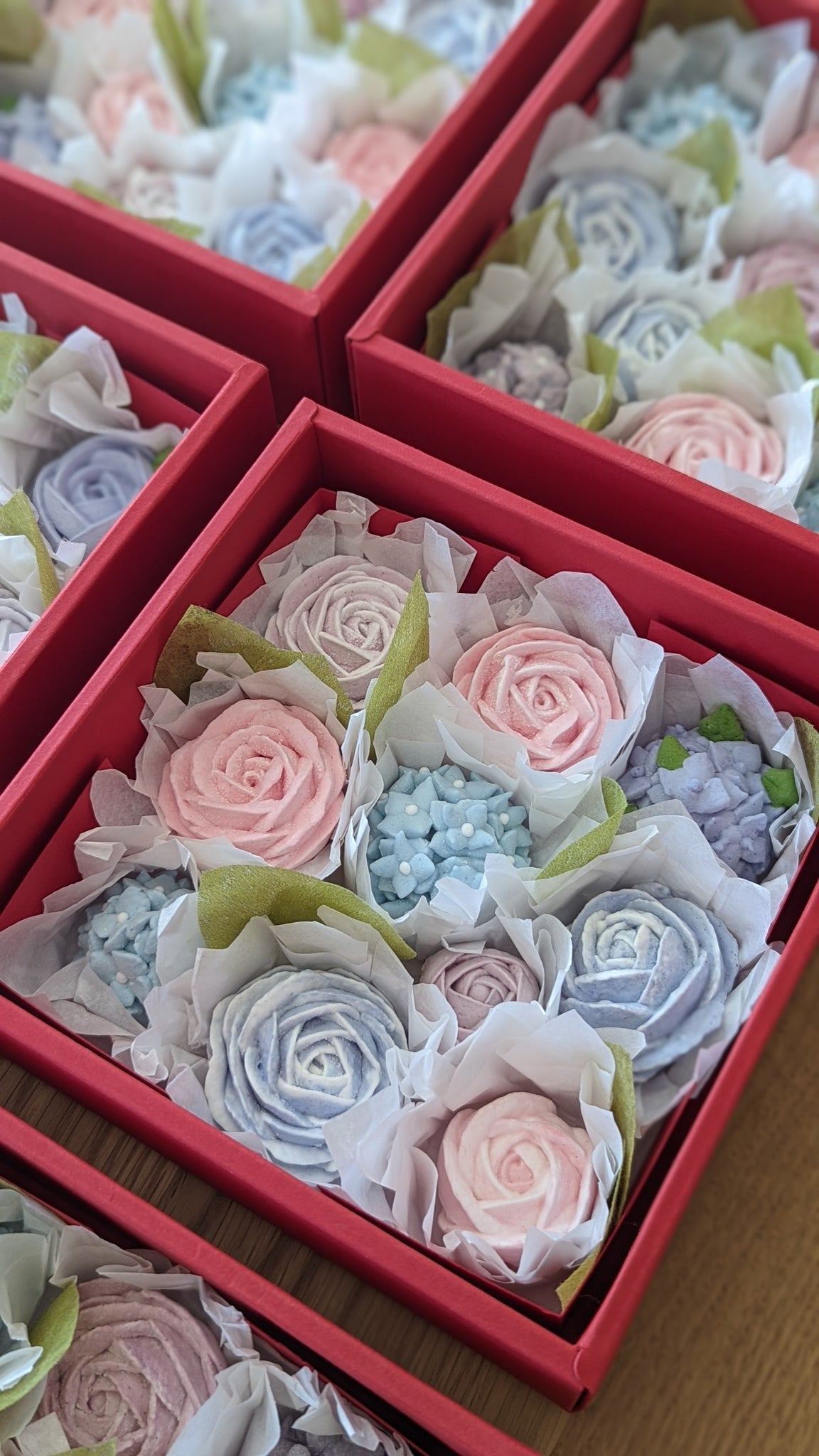 Valentine's Collection - Deluxe Rose Marshmallow Box